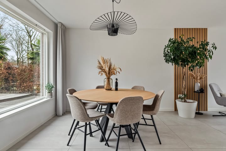 Foto 13 van Van Genkstraat 60