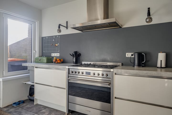 Foto 15 van Herman Heyermansweg 61