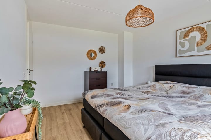 Foto 18 van Van Genkstraat 60