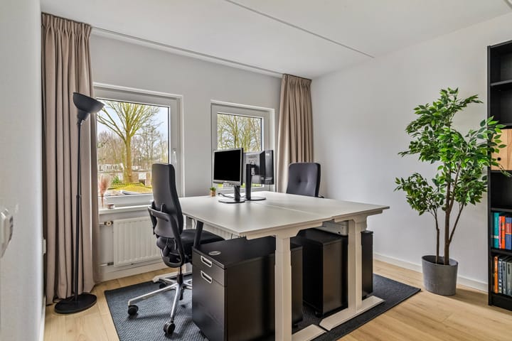 Foto 19 van Van Genkstraat 60