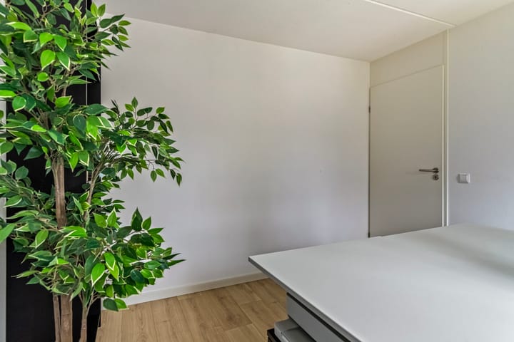 Foto 20 van Van Genkstraat 60