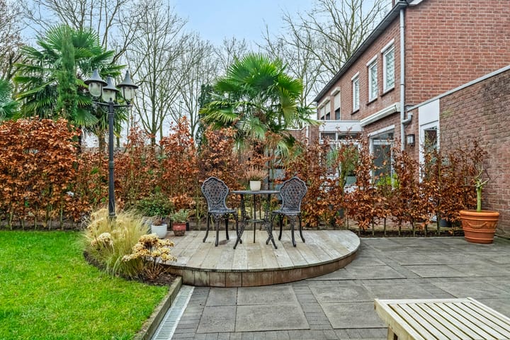 Foto 35 van Van Genkstraat 60