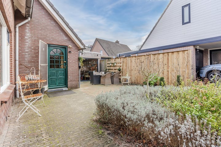 Foto 7 van Merelweg 92