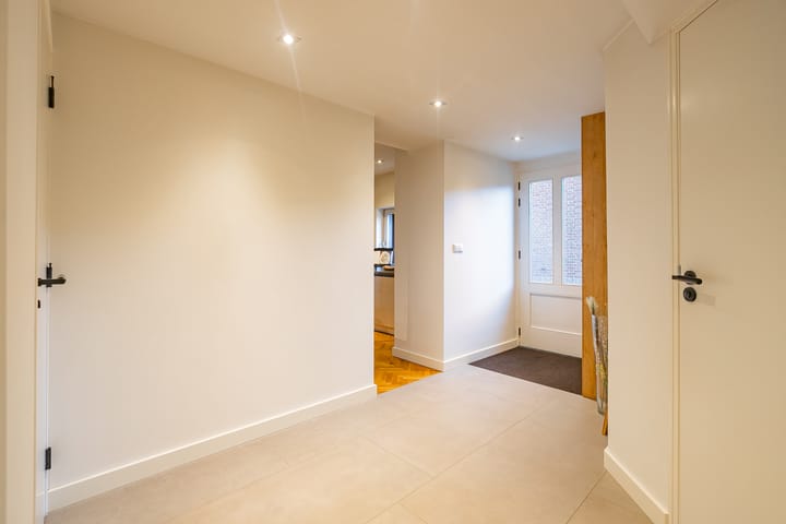 Photo 8 of Klompenstraat 7