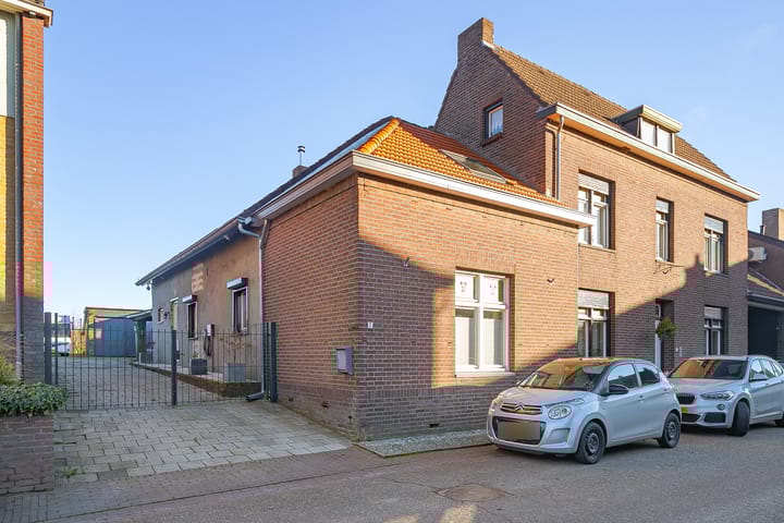 Photo 24 of Klompenstraat 7