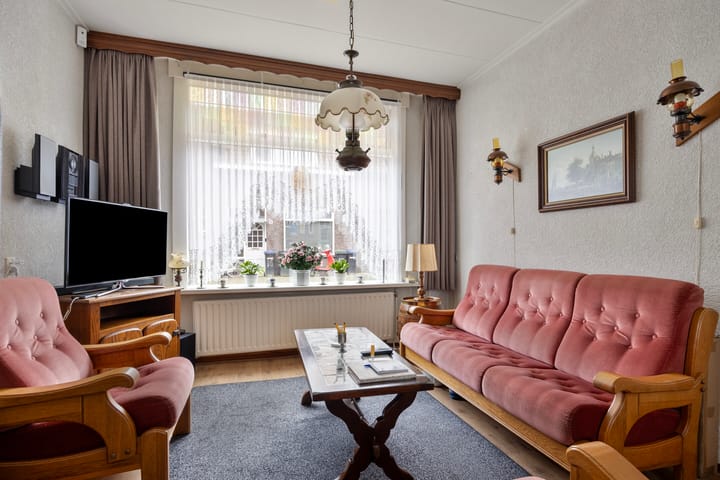 Photo 6 of Toloysenstraat 13