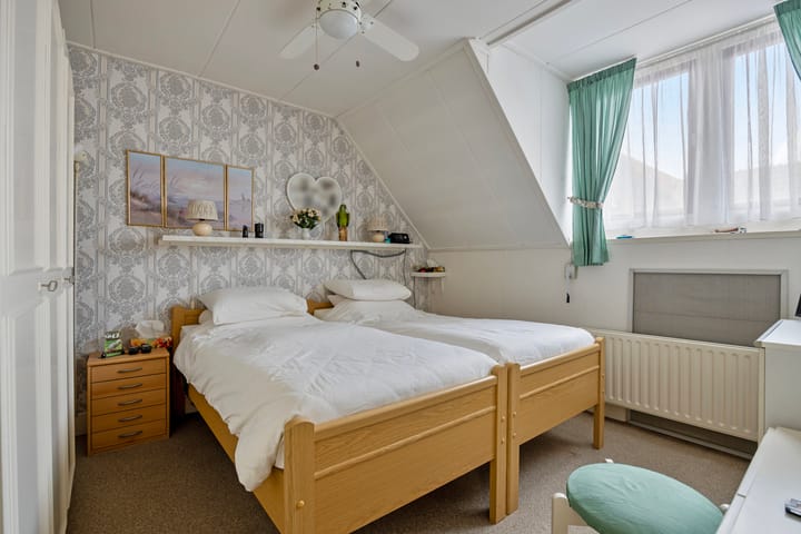 Photo 19 of Toloysenstraat 13