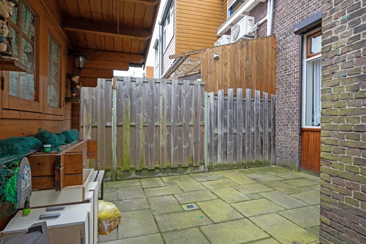 Photo 26 of Toloysenstraat 13