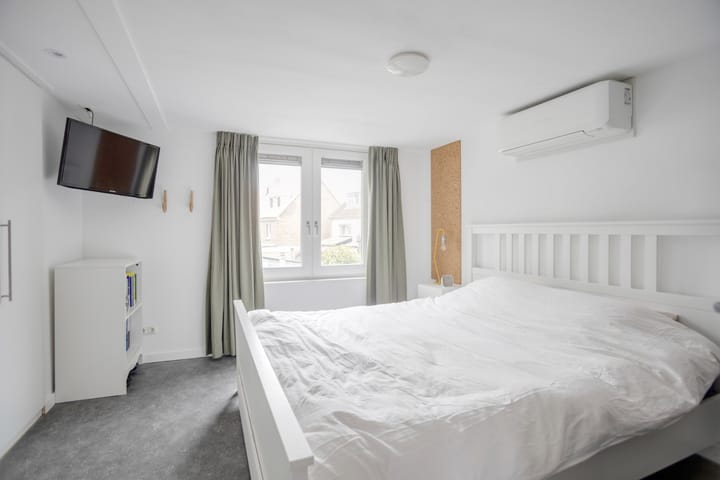 Foto 17 van Monseigneur Völkerstraat 48