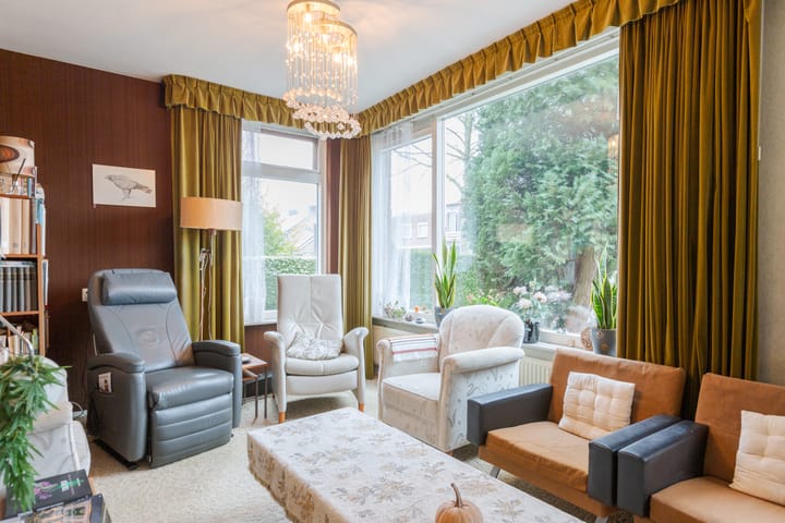 Foto 9 van Meeuwenlaan 77