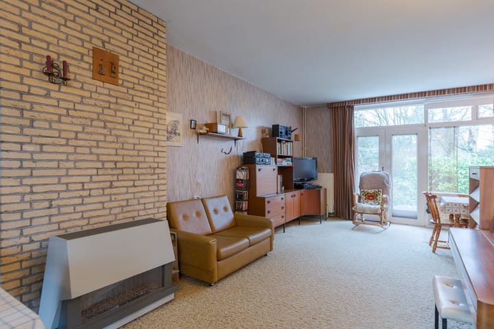 Foto 12 van Meeuwenlaan 77