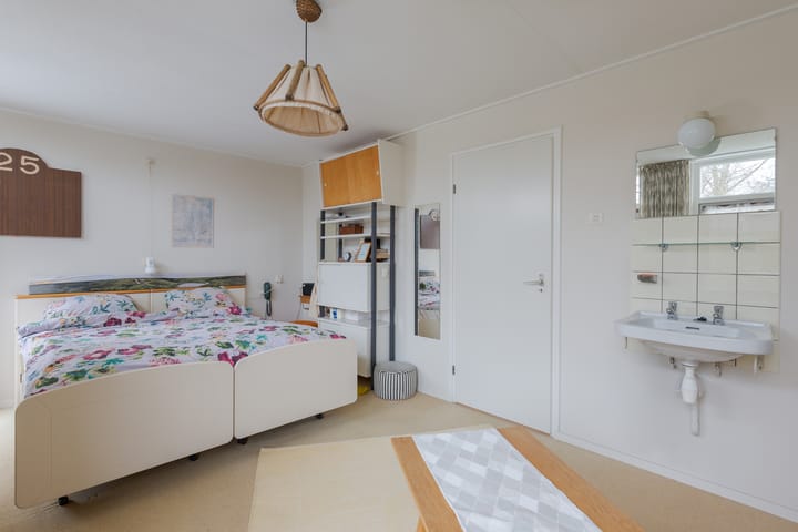 Foto 22 van Meeuwenlaan 77