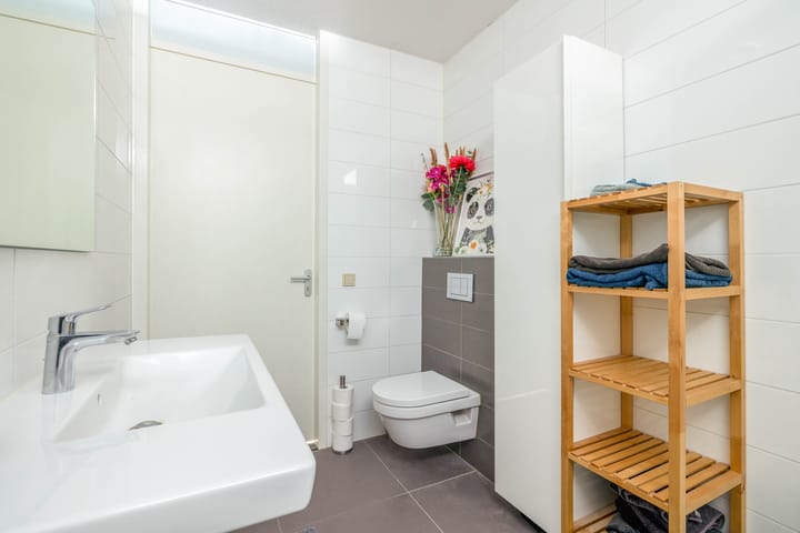 Photo 17 of Mgr vdn Tillaartstraat 52