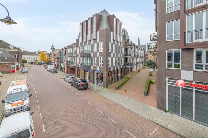 Photo 28 of Mgr vdn Tillaartstraat 52