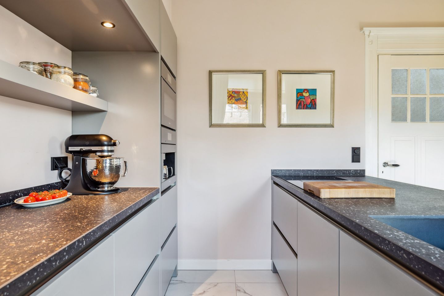 Foto 10 van Voorstraat 1