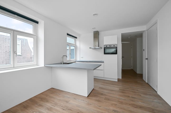 Foto 8 van Czarinastraat 25-D