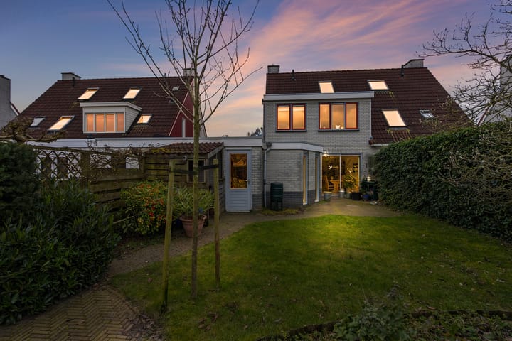 Foto 30 van Pastinaak 7