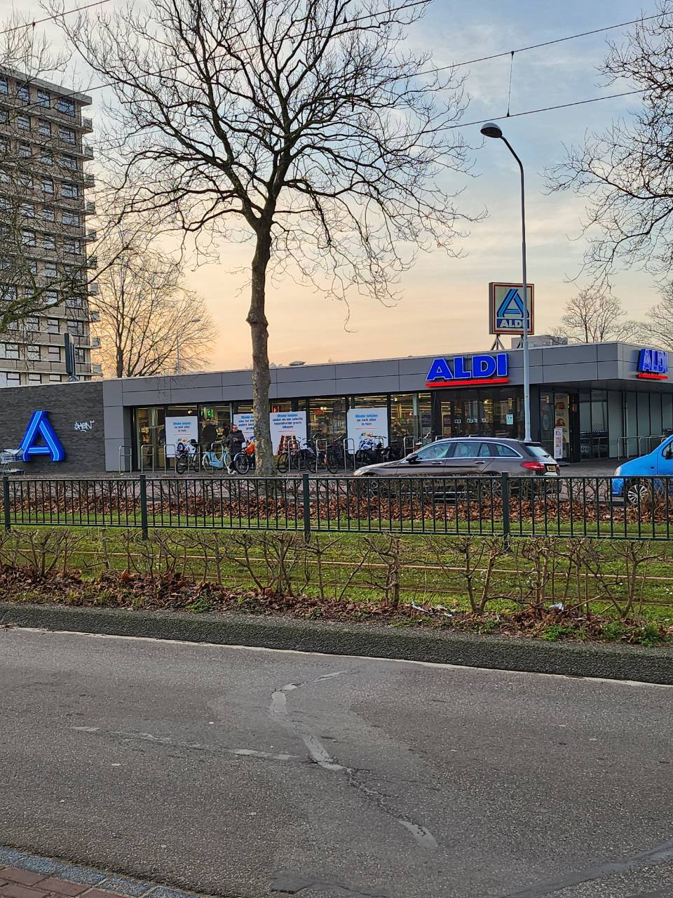 Foto 38 van Monseigneur van Steelaan 406