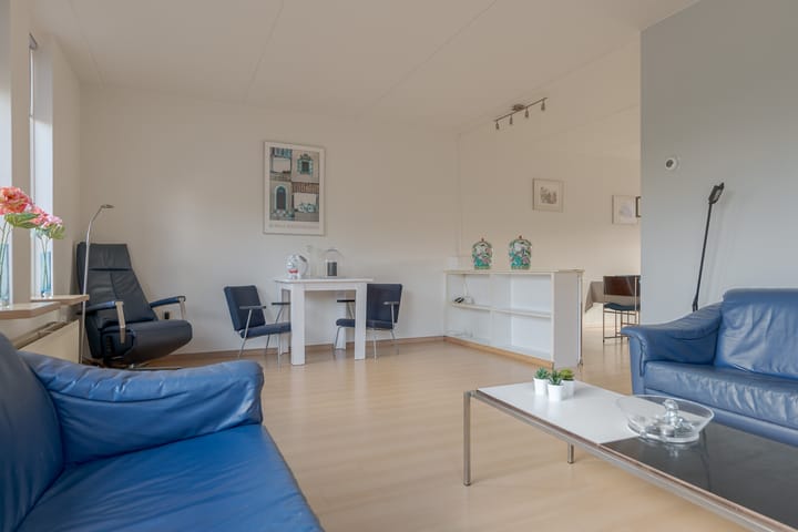 Foto 3 van Weegbree 16