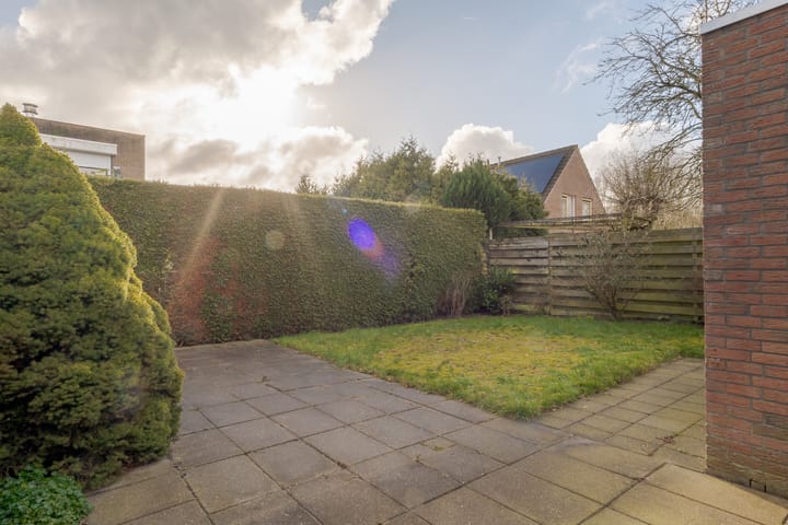 Foto 5 van Weegbree 16