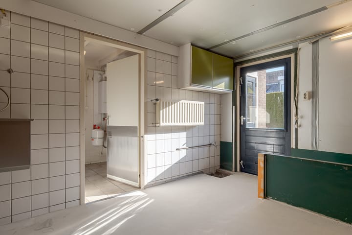 Foto 27 van Weegbree 16