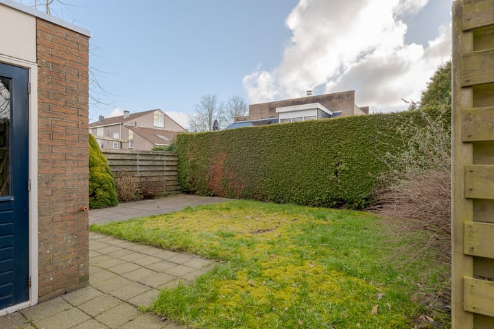 Foto 48 van Weegbree 16