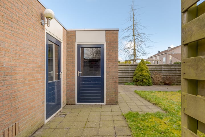 Foto 50 van Weegbree 16