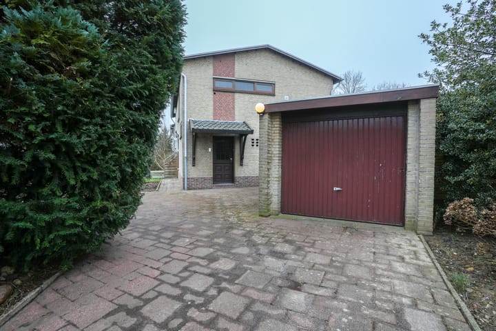 Foto 2 van Reinald van Gelrestraat 2