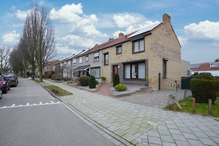 Foto 35 van Van Goudoeverstraat 2