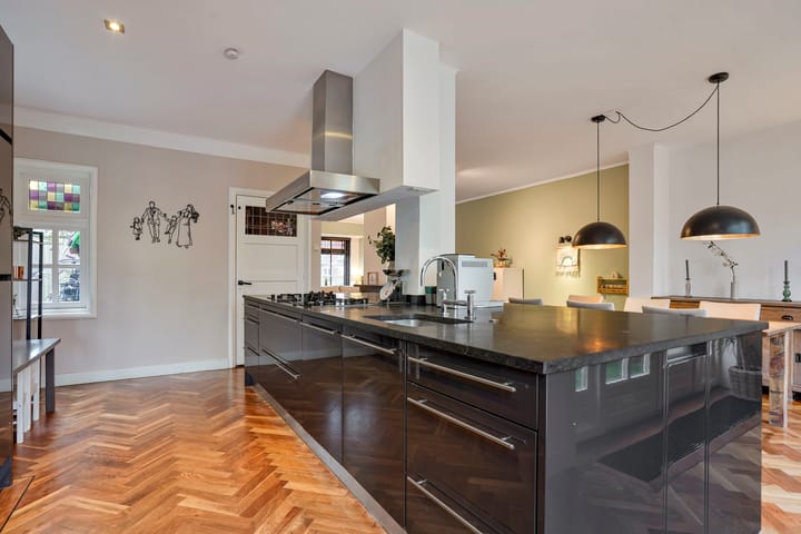 Foto 13 van Versterplein 13