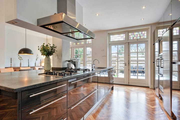 Foto 15 van Versterplein 13