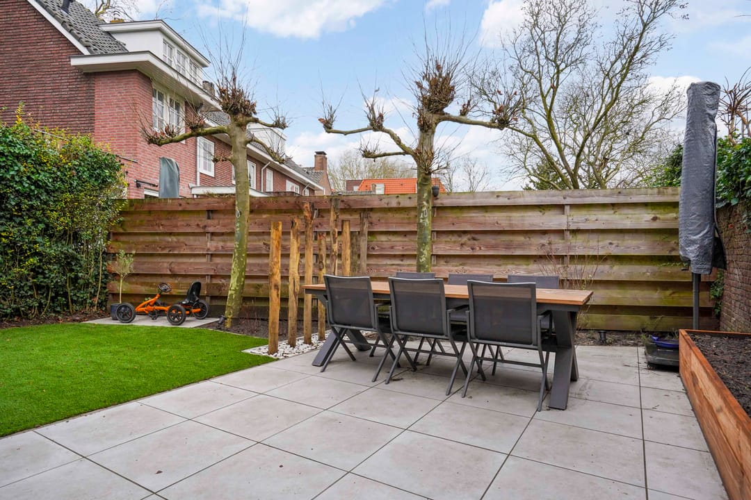 Foto 17 van Versterplein 13