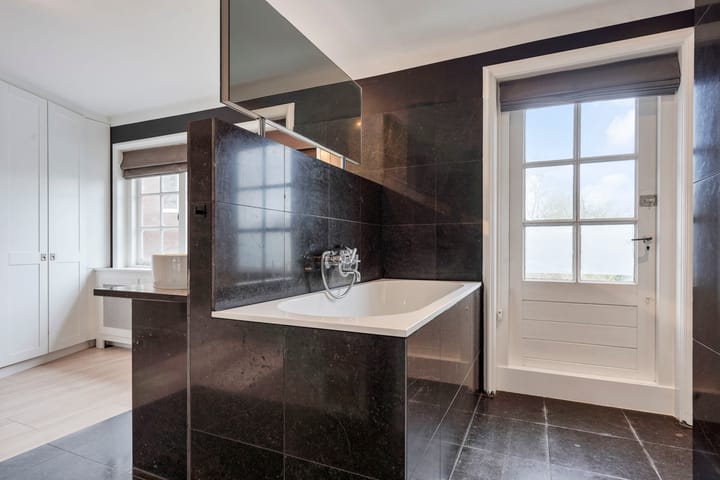 Foto 26 van Versterplein 13