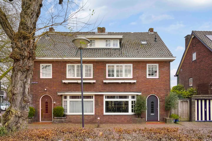 Foto 38 van Versterplein 13