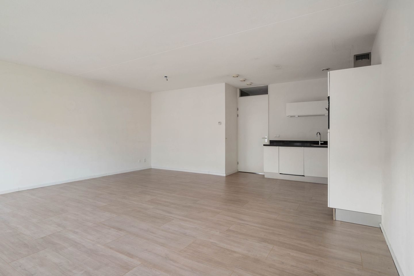 Foto 10 van Menno van Coehoornstraat 23