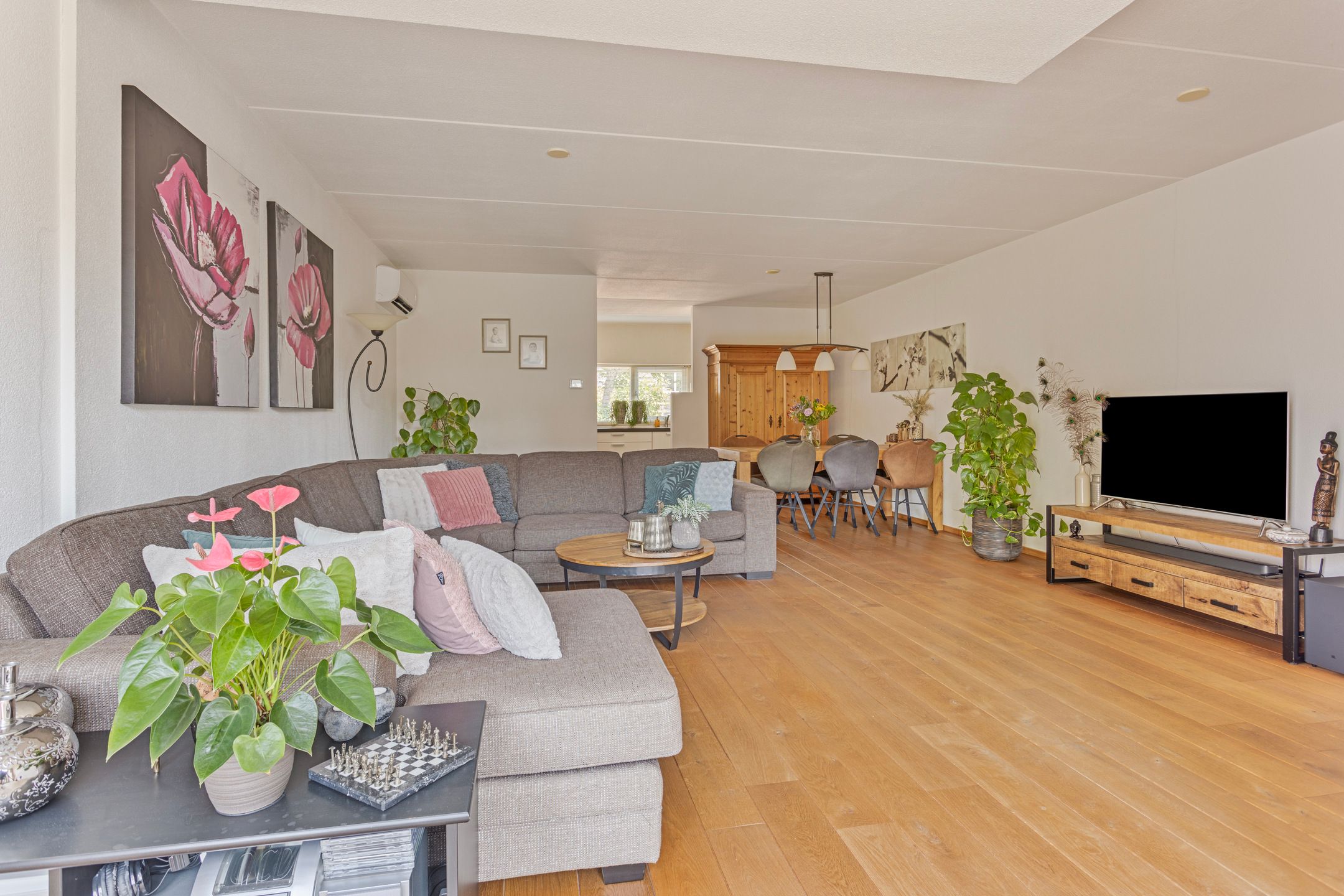 Foto 18 van Kattedoorn 109