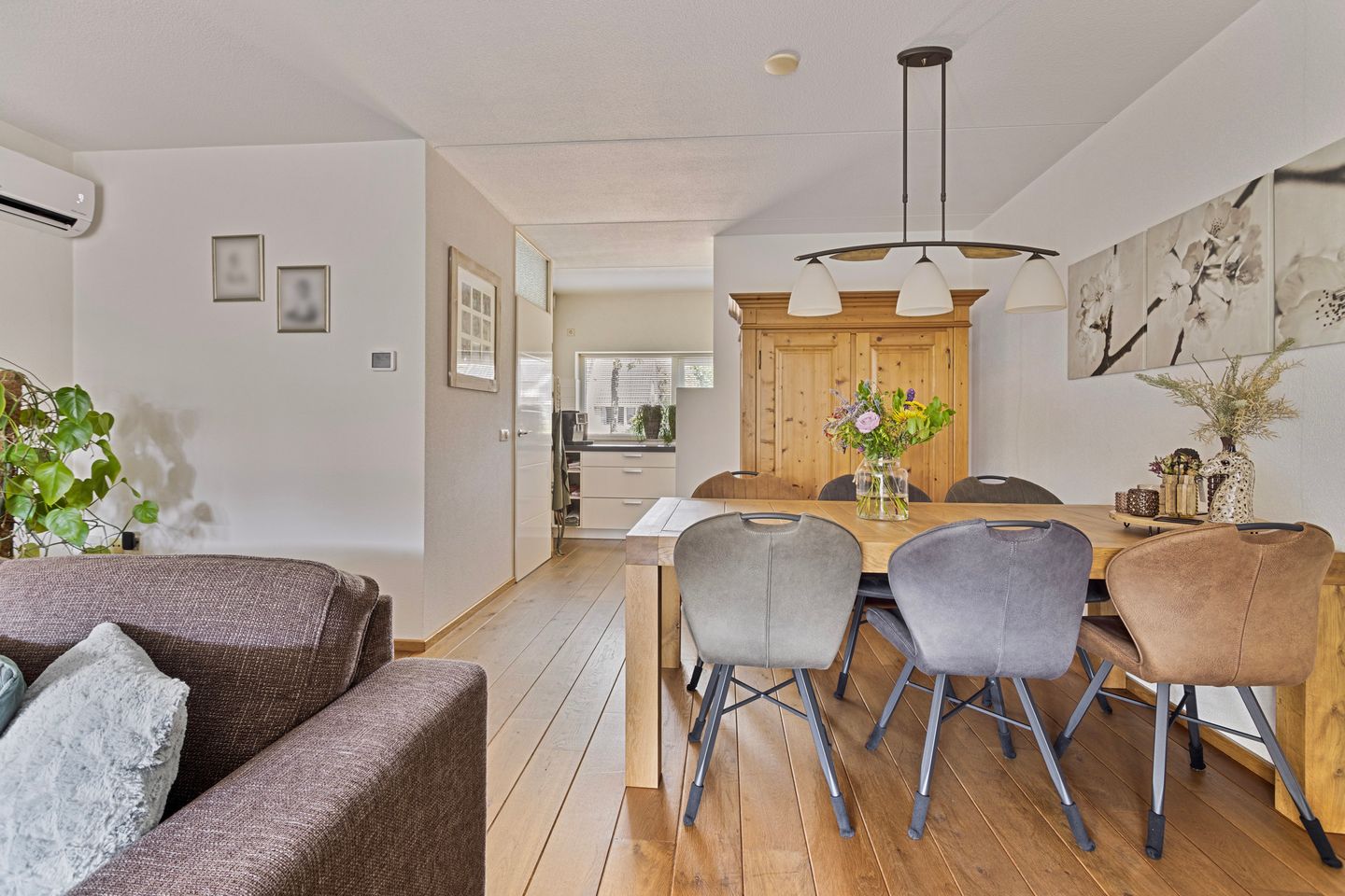 Foto 20 van Kattedoorn 109