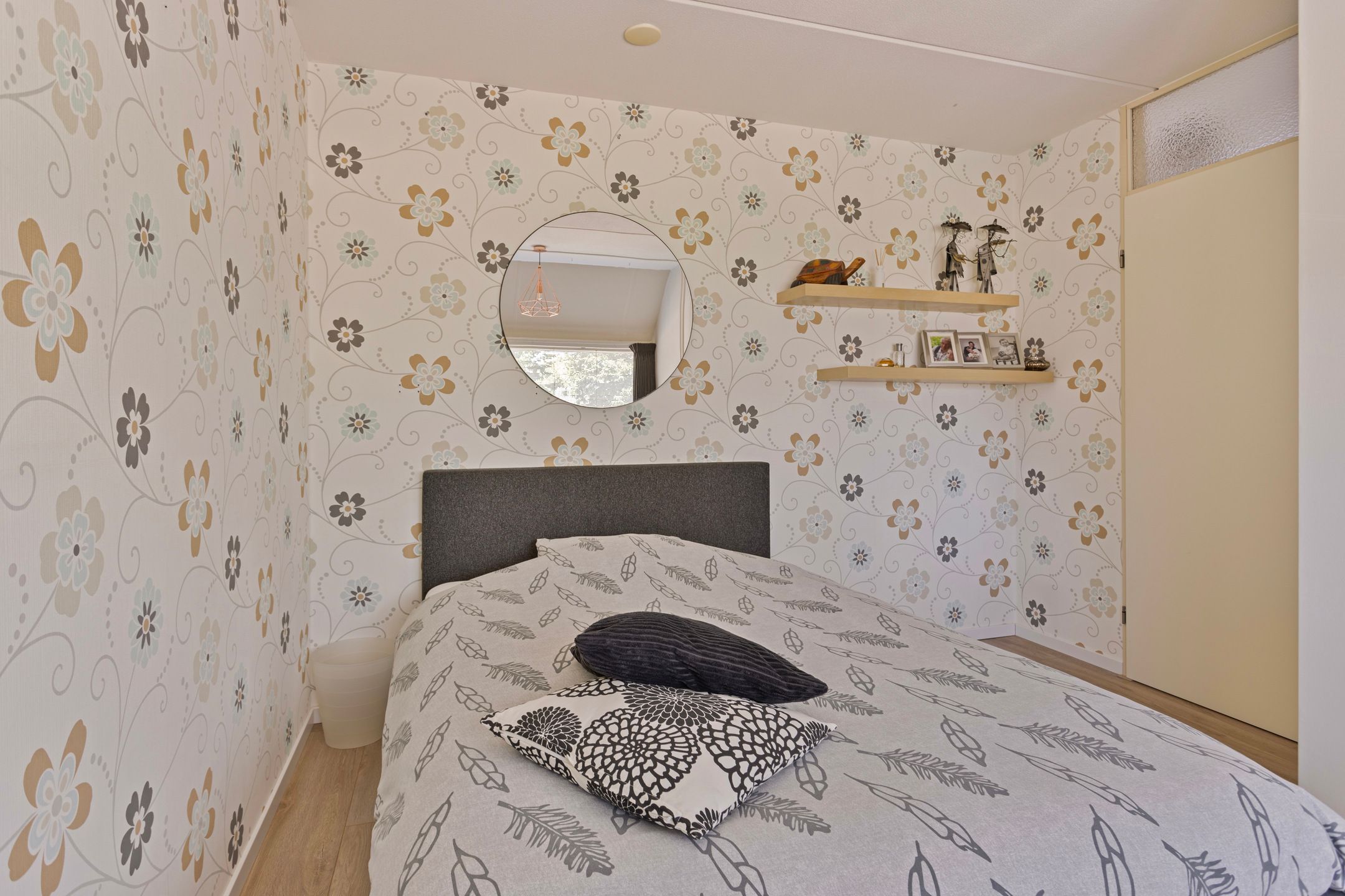 Foto 33 van Kattedoorn 109