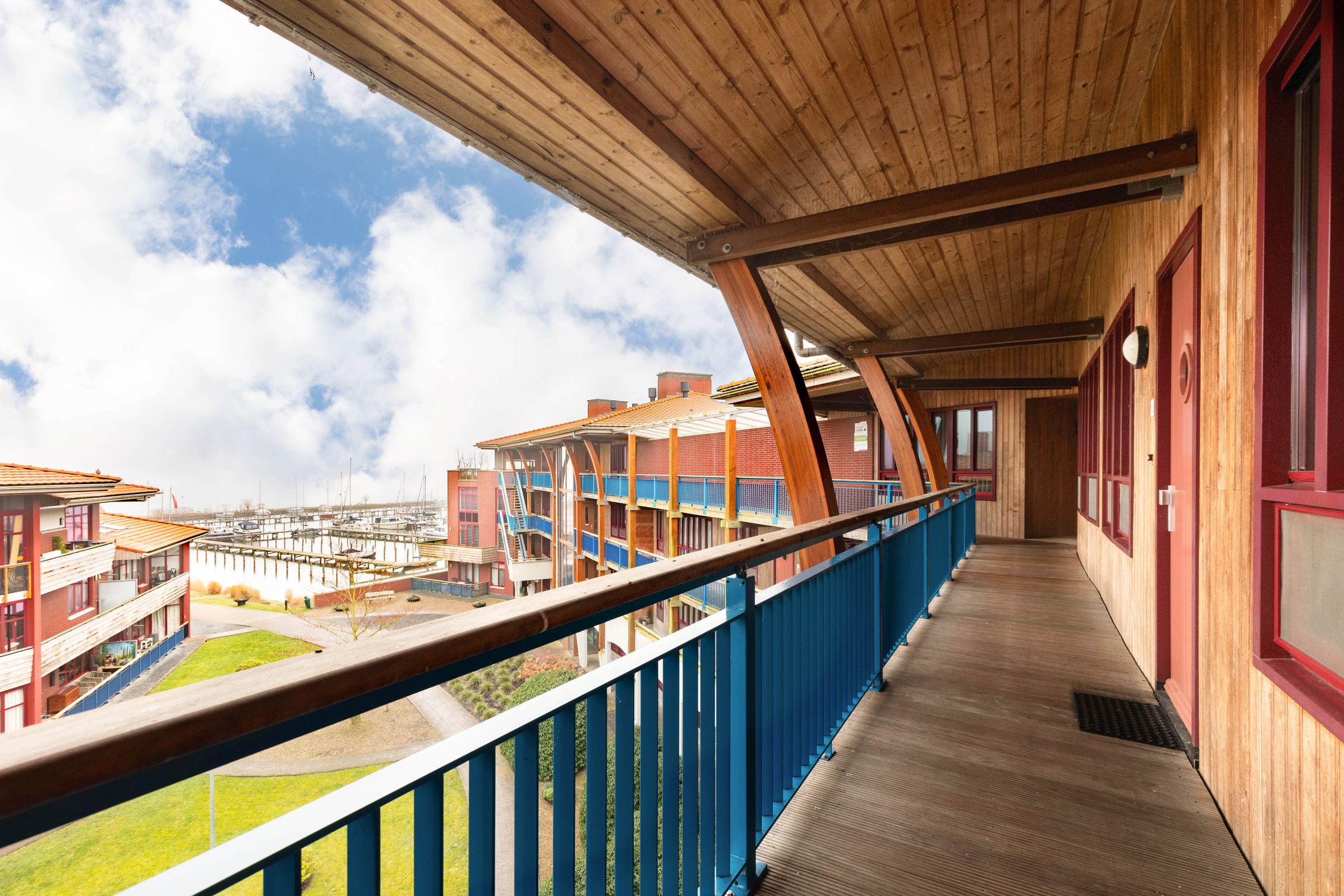 Photo 6 of Zuiderzee op Zuid 83