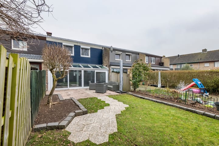 Foto 20 van Ridder Alartlaan 88