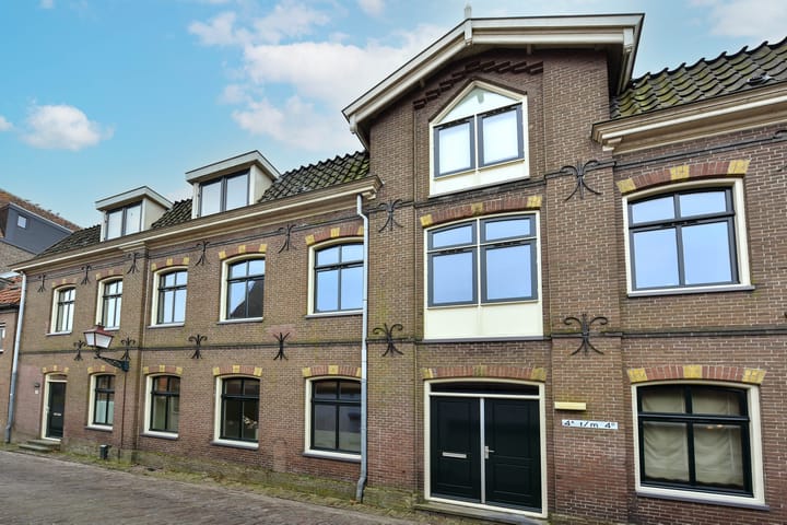 Photo 17 of Leliestraat 4-C