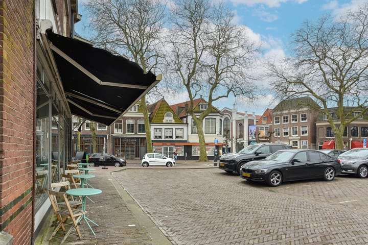 Photo 22 of Leliestraat 4-C