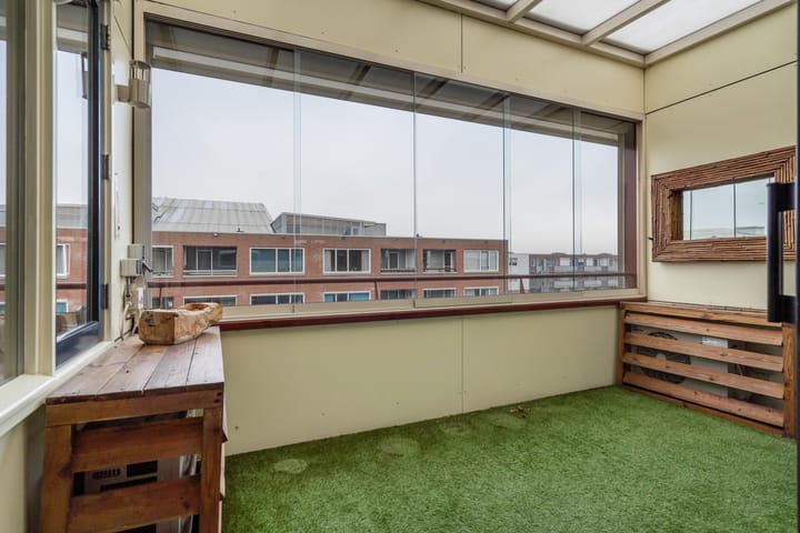 Foto 22 van Tiranastraat 82