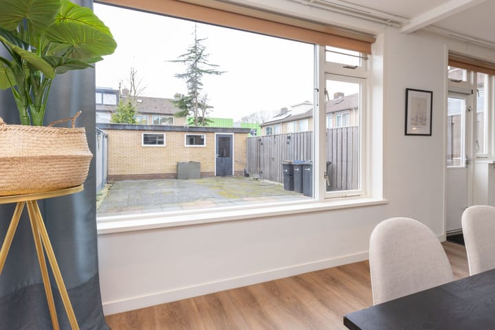 Foto 18 van Lyrastraat 2