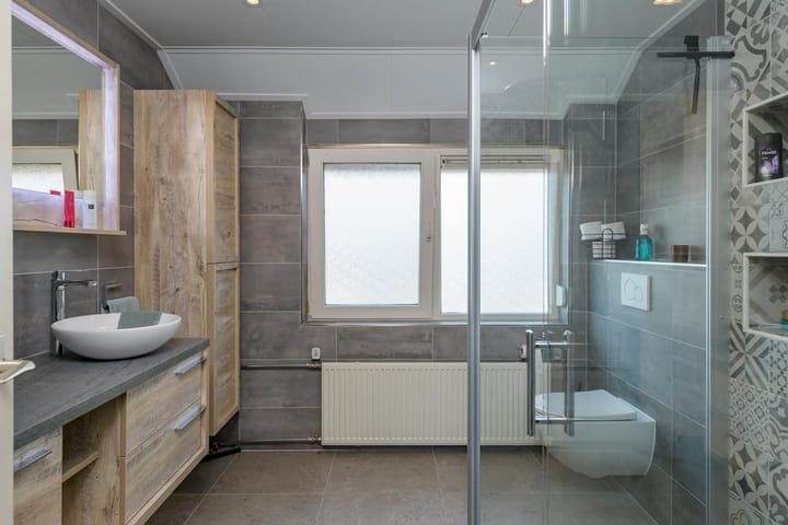 Foto 13 van Nobelstraat 51