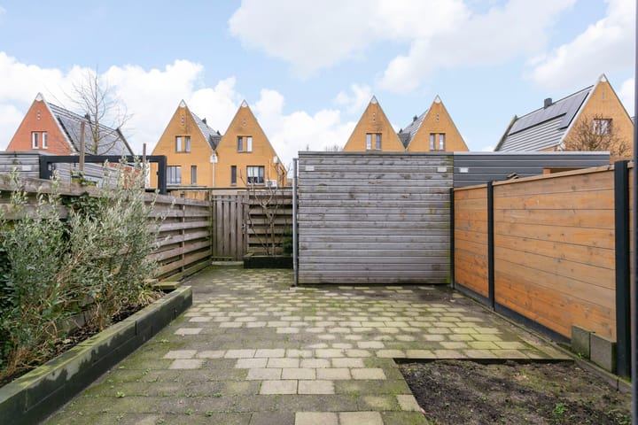 Photo 21 of Straat van Corsica 22