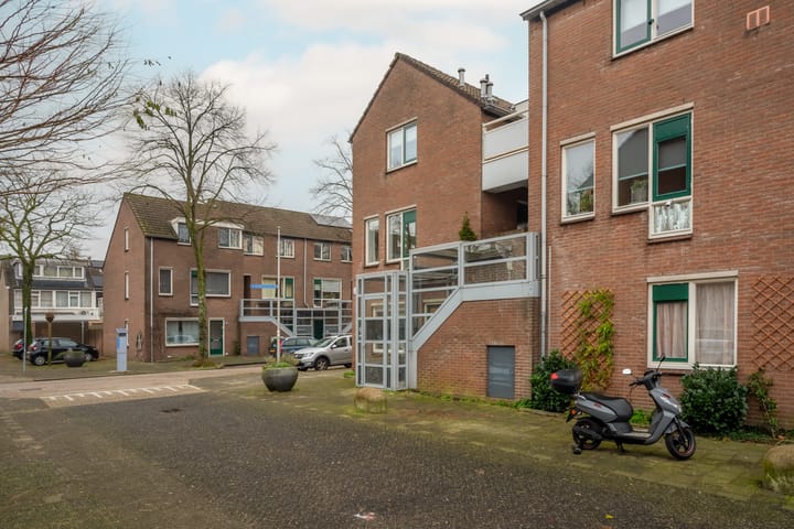 Photo 35 of Framboosstraat 39