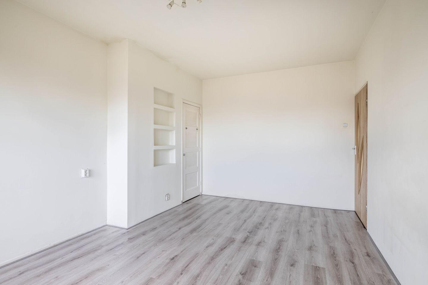 Foto 19 van Rotterdamsedijk 243-D