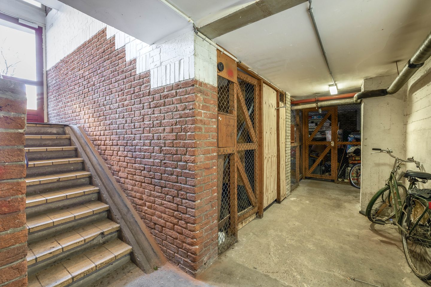 Foto 29 van Rotterdamsedijk 243-D