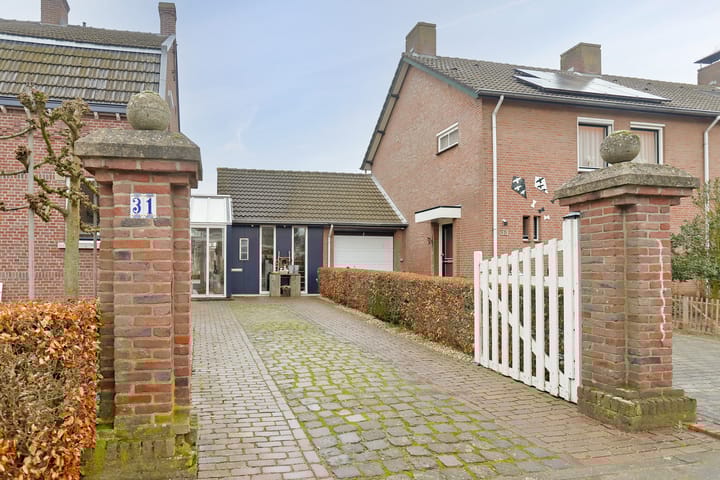 Foto 65 van Baarloseweg 31